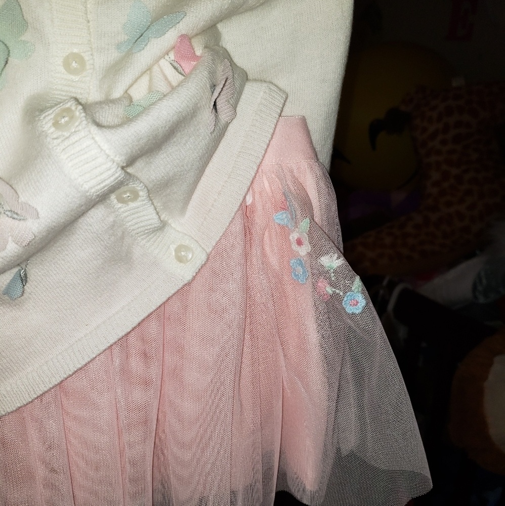 Lace skirt and cardigan